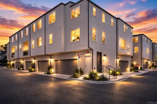 MLS: PTP2601767 Condo For Sale