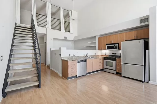 MLS: PTP2601844 Condo For Sale