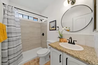 Photo #4: PTP2601882 Listing