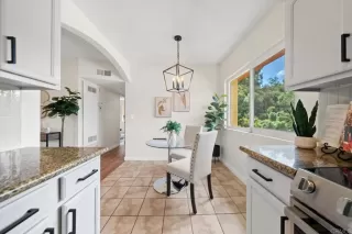 Photo #5: PTP2601882 Listing