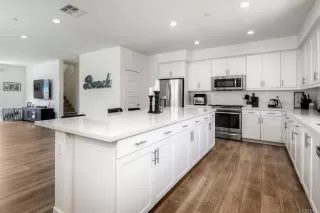 Photo #4: PTP2601978 Listing