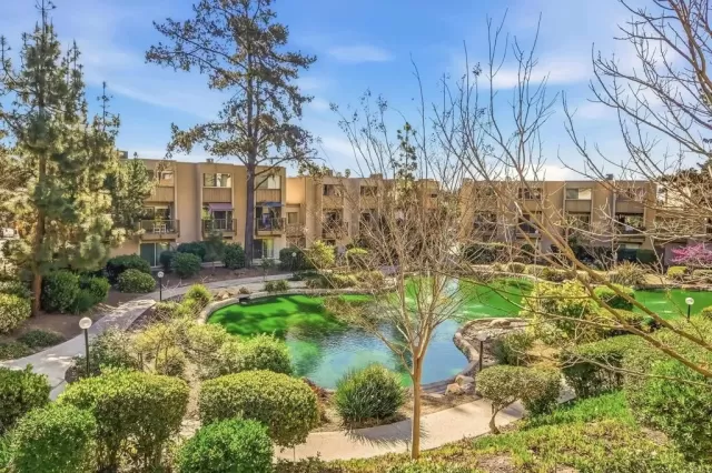 MLS: PTP2601991 Condo For Sale