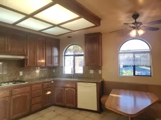 Photo #5: PTP2602014 Listing 