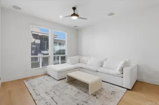 Photo #3: PTP2602015 Listing 