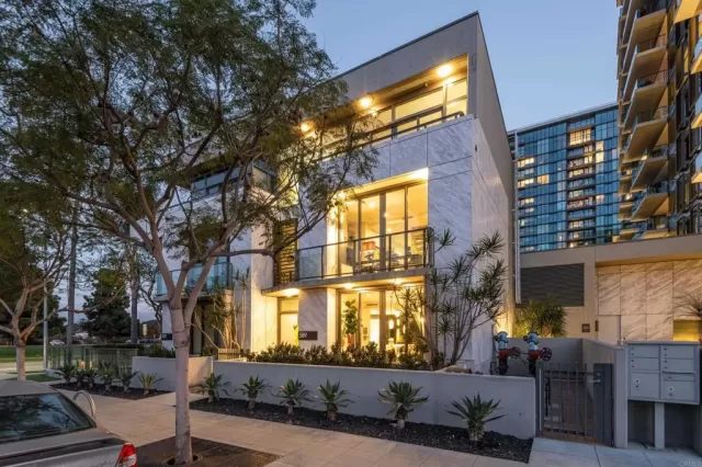 MLS: PTP2602021 Condo For Sale