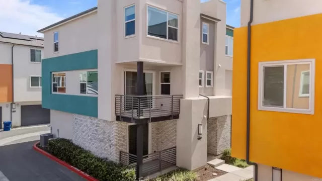 MLS: PTP2602033 Condo For Sale