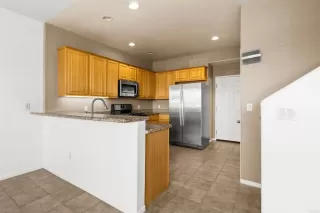 Photo #4: PTP2602061 Listing