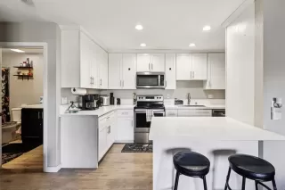 Photo #3: PTP2602067 Listing