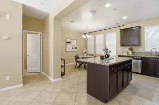 Photo #5: PTP2602085 Listing