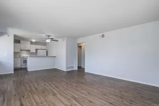 Photo #5: PTP2602089 Listing 