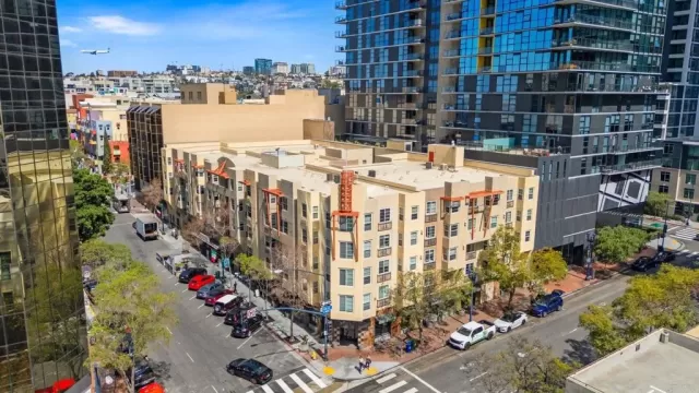 MLS: PTP2602093 Condo For Sale