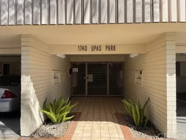 MLS: PTP2602163 Condo For Sale