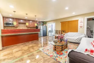 Photo #2: PTP2602238 Listing 