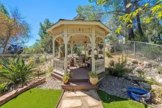 Photo #4: PTP2602243 Listing 