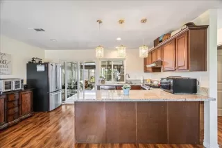 Photo #4: PTP2602277 Listing 