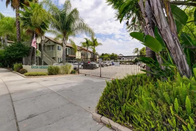 MLS: PTP2602293 Condo For Sale