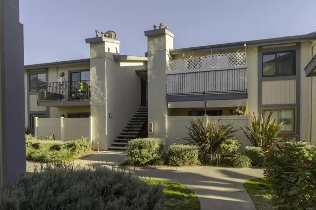 MLS: PTP2602427 Condo For Sale