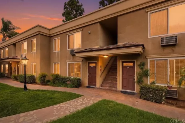 MLS: PTP2602456 Condo For Sale