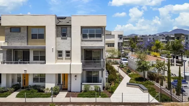 MLS: PTP2602470 Condo For Sale