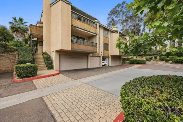 MLS: PTP2602484 Condo For Sale