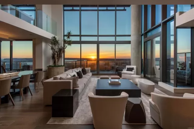 MLS: PTP2602493 Condo For Sale