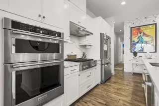 Photo #6: PTP2602502 Listing 