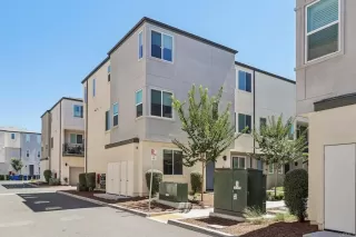 Photo #2: PTP2602574 Listing