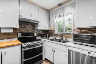 Photo #6: PTP2602624 Listing 