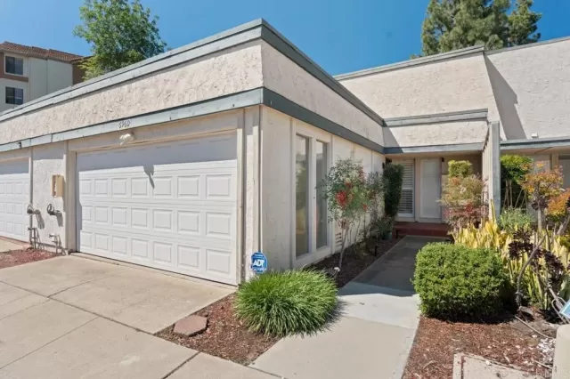 MLS: PTP2602647 Condo For Sale