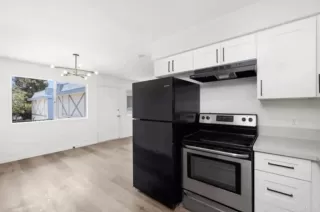 Photo #2: PTP2602692 Listing 