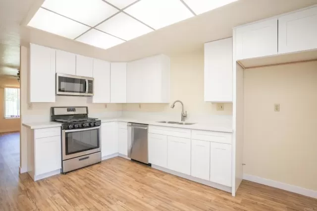 MLS: PTP2602693 Condo For Sale