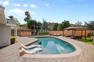 Photo #5: PTP2602696 Listing