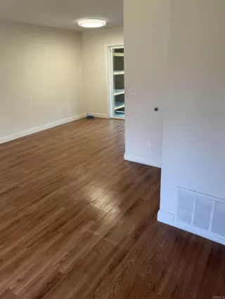 Photo #1: PTP2602698 Listing