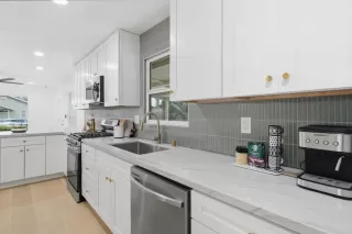 Photo #5: PTP2602699 Listing 