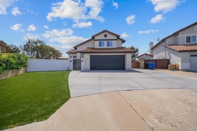 MLS: PTP2602767 Condo For Sale