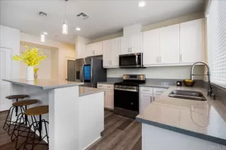 Photo #5: PTP2602778 Listing