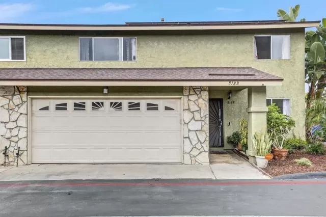 MLS: PTP2602877 Condo For Sale