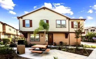 Photo #1: PTP2602952 Listing 