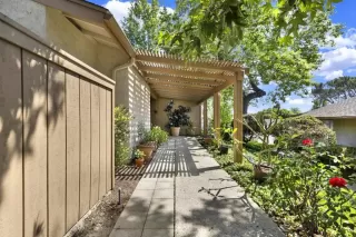 Photo #3: PTP2602974 Listing 