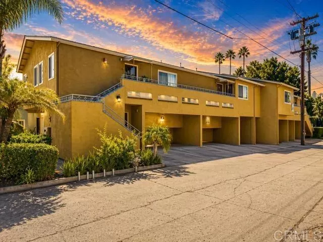 MLS: PTP2602996 Condo For Sale