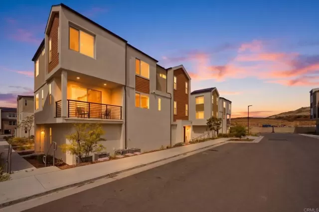 MLS: PTP2603033 Condo For Sale