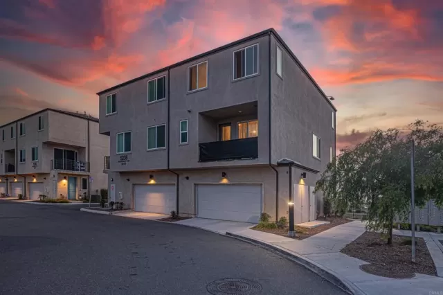 MLS: PTP2603068 Condo For Sale