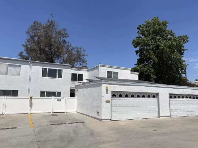 MLS: PTP2603086 Condo For Sale