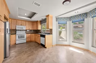 Photo #2: PTP2603108 Listing 