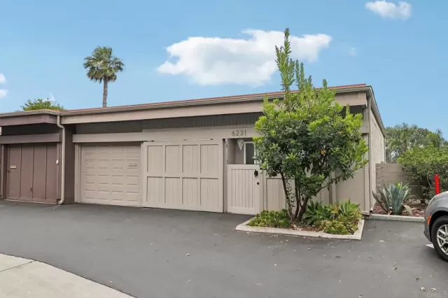 MLS: PTP2603314 Condo For Sale