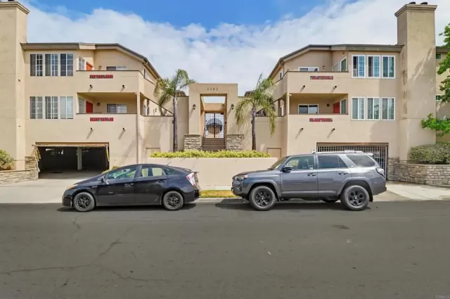 MLS: PTP2603339 Condo For Sale