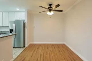 Photo #4: PTP2603379 Listing
