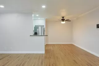 Photo #5: PTP2603379 Listing