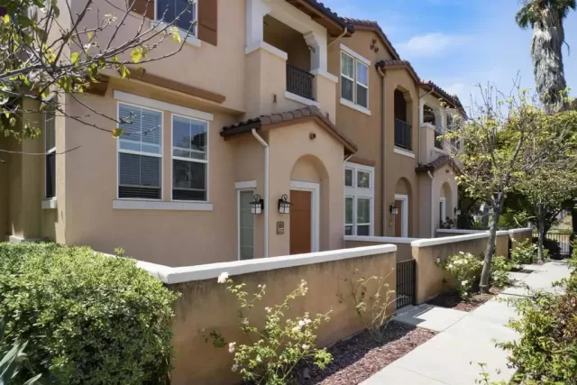 MLS: PTP2603431 Condo For Sale