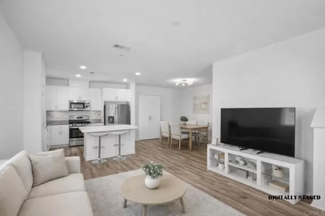 MLS: PTP2603523 Condo For Sale